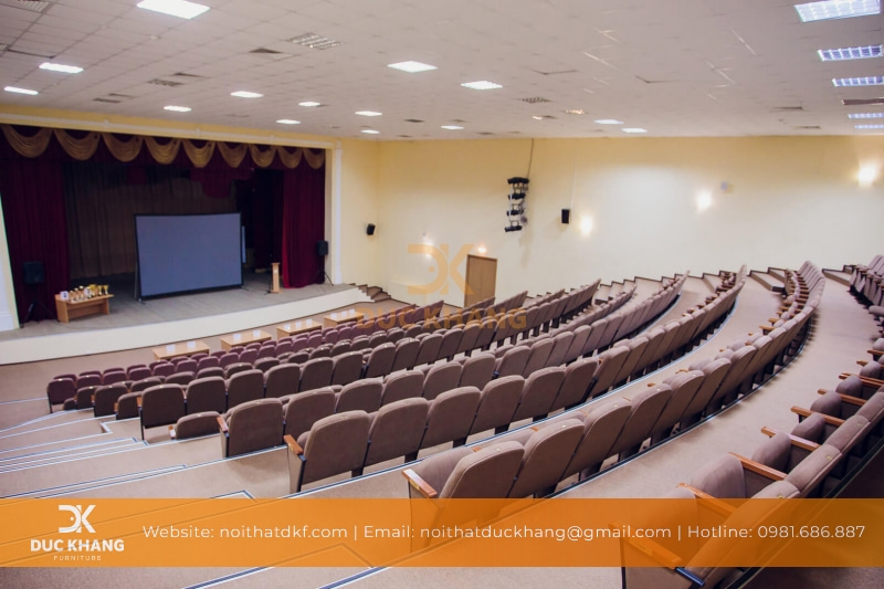 sân khấu hội trường